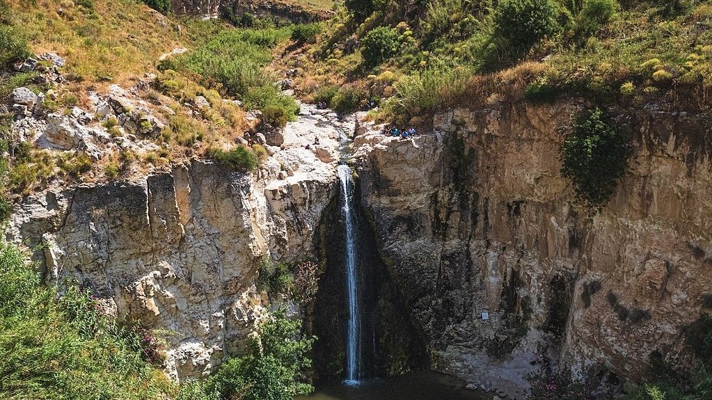 נחל אל-על. mosherf ויקיפדיה