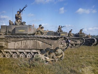 טנקי צ'רצ'יל במלחה''ע השניה. צילום ויקיפדיה